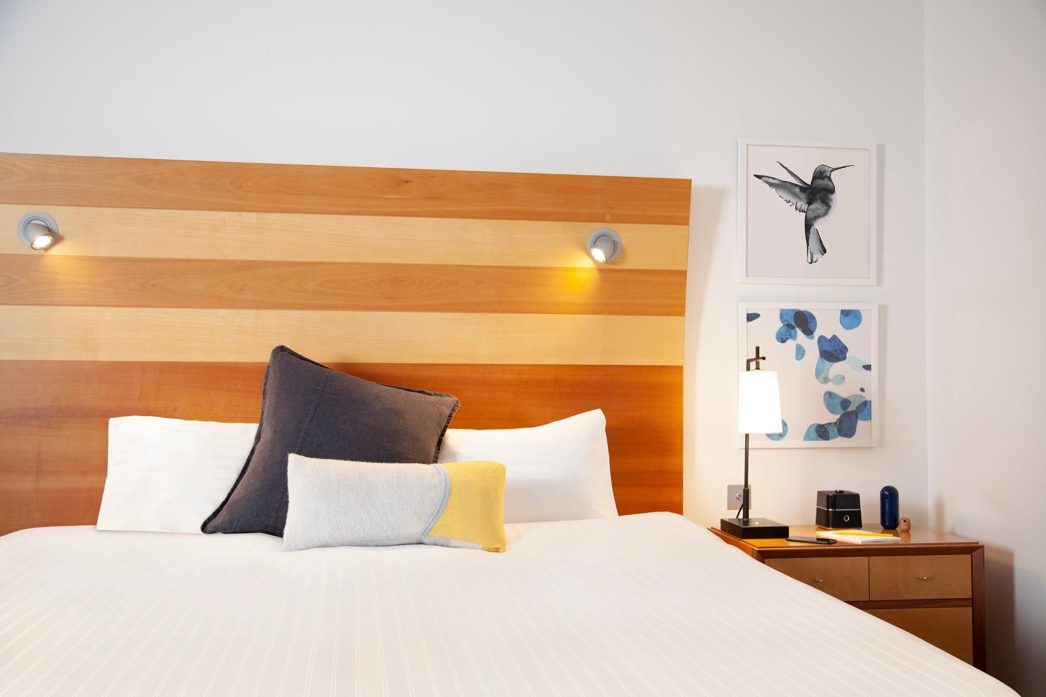 voco St David's Cardiff by IHG 1 King Standard 2