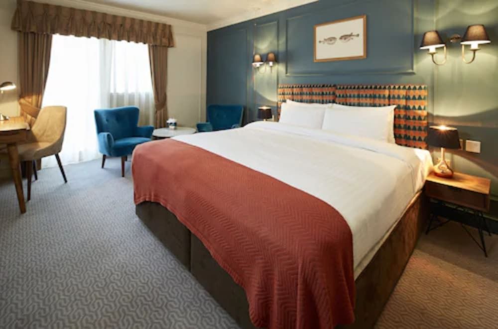 Cromwell Hotel Stevenage Executive Double Room, 1 Queen Bed, Non Smoking 4