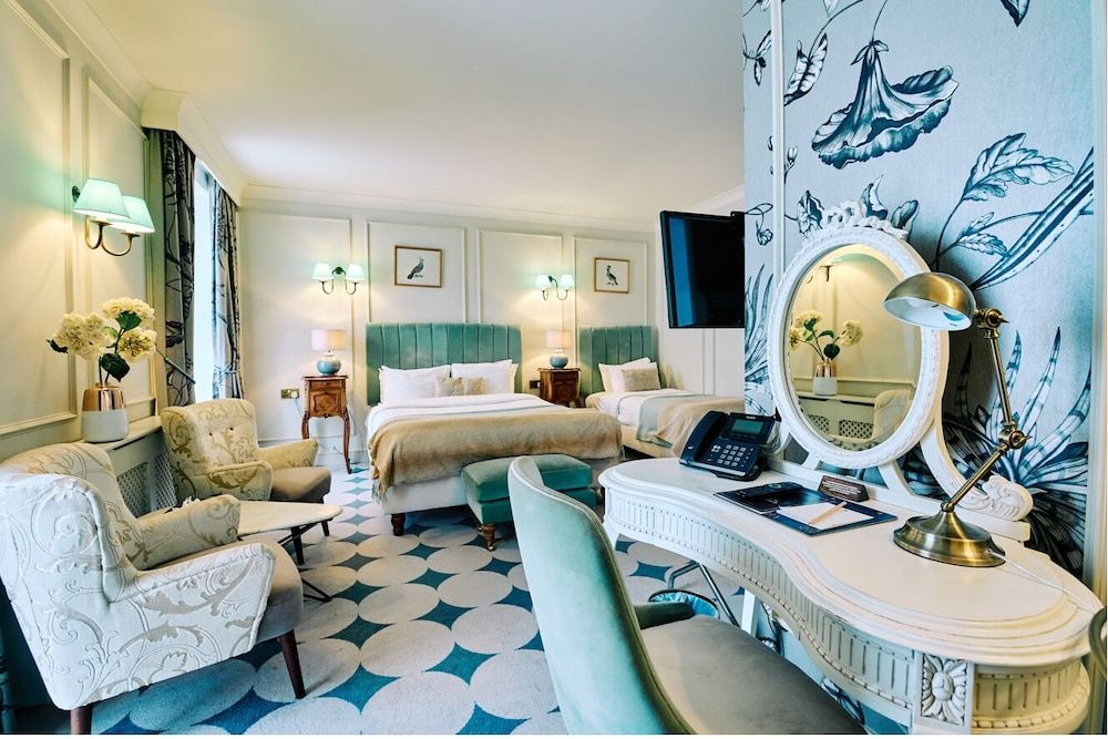 Cromwell Hotel Stevenage Executive Twin Room, Multiple Beds, Non Smoking 3