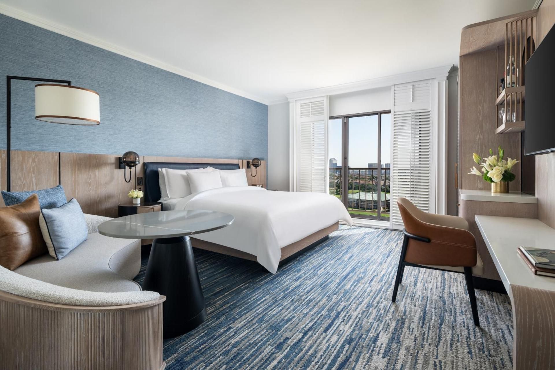 Club Tower Exec Suite, Club lounge access, Suite, 1 King