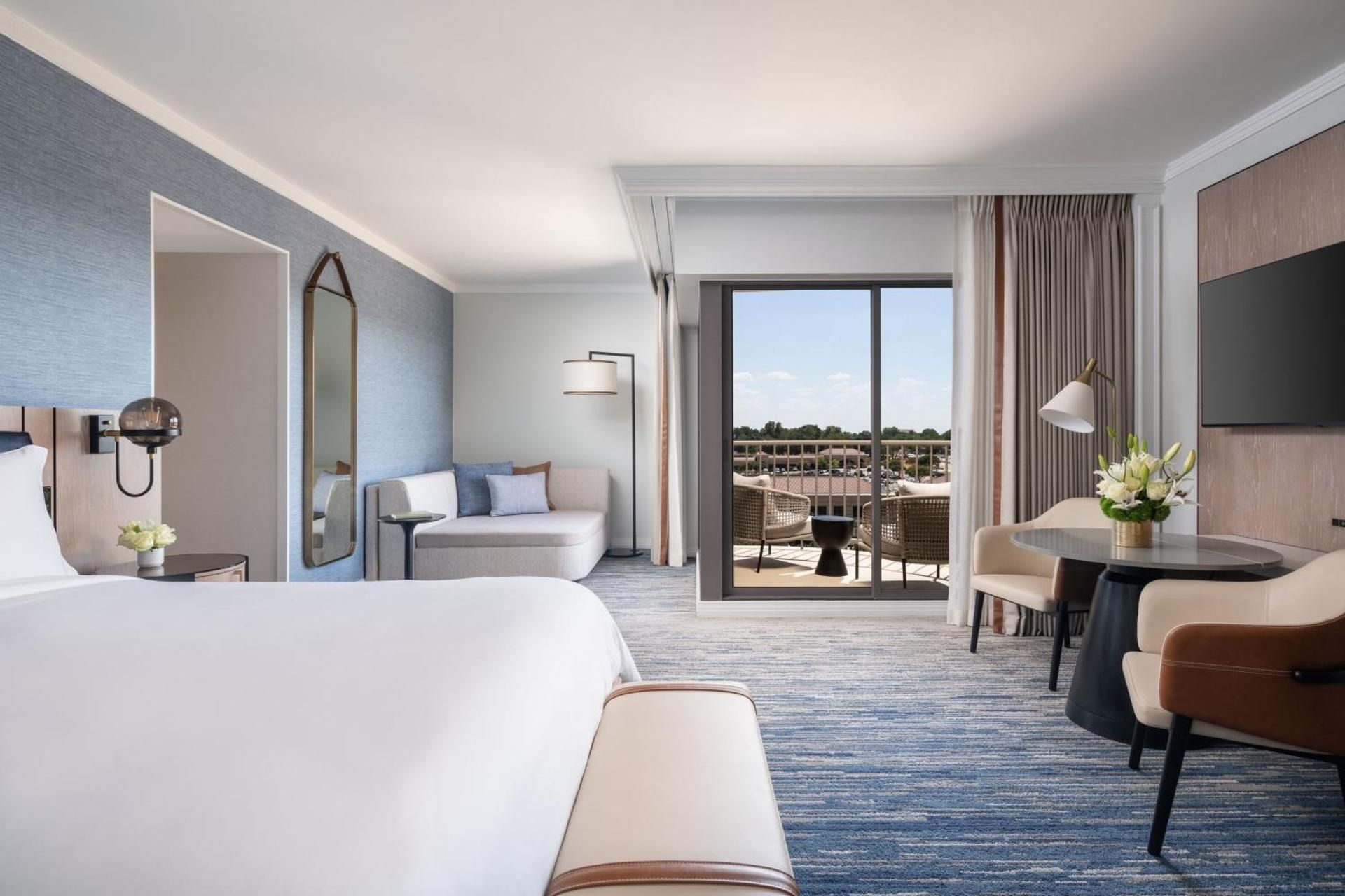 The Ritz-Carlton Dallas, Las Colinas Tower Corner, Guest Room, 1 King, Balcony 3