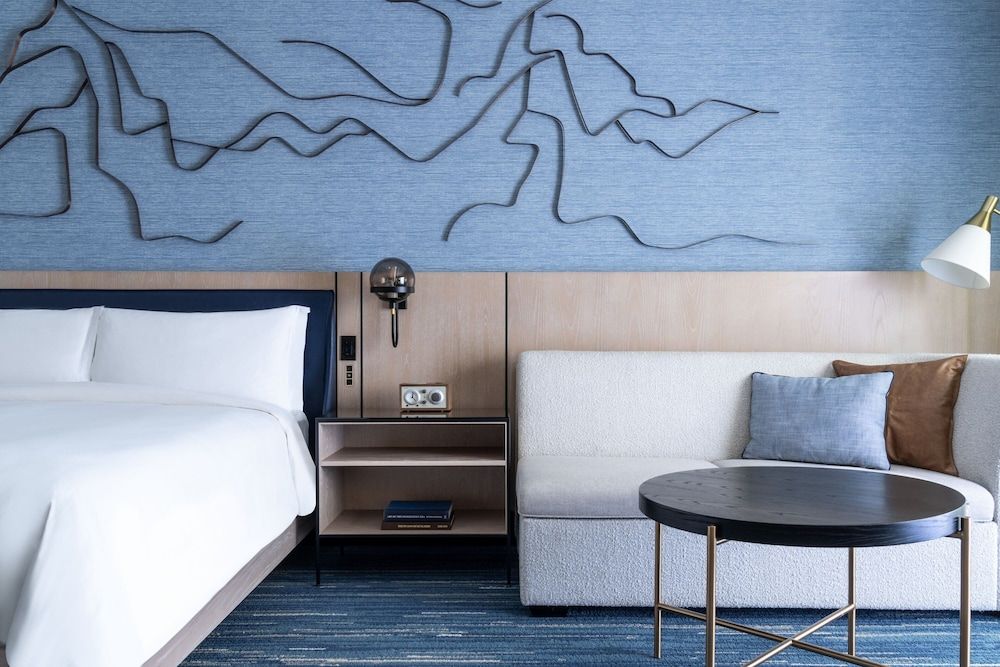 The Ritz-Carlton Dallas, Las Colinas Premier Double Room, 1 King Bed, Patio (Mobility Accessible, Roll-in Shower) 2