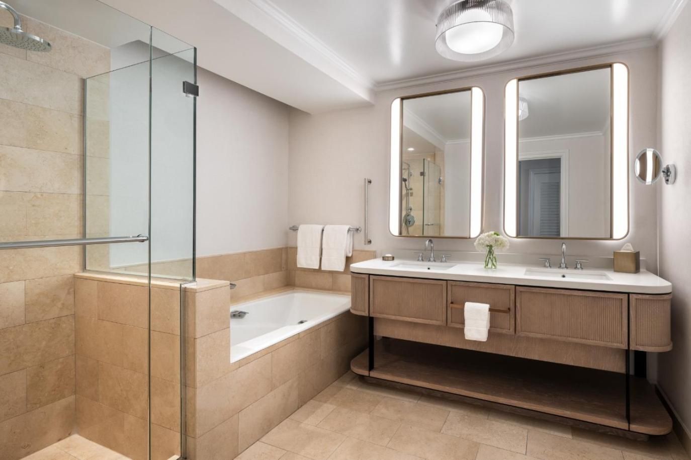 Club Villa, Club Lounge Access, Villa, 1 King, Balcony