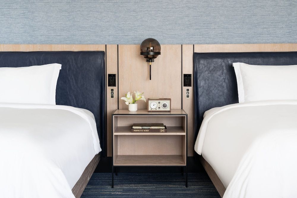 Deluxe Room, 2 Queen Beds, Balcony (Tower)