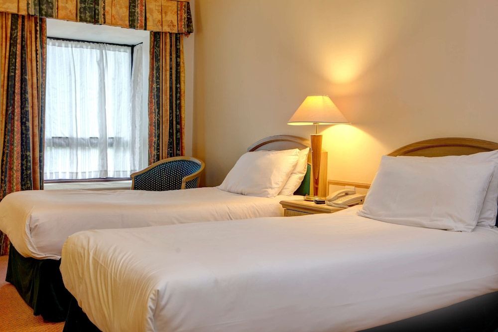 The Watermill Hotel, Sure Hotel Collection by Best Western Standard Room, 2 Twin Beds, Non Smoking