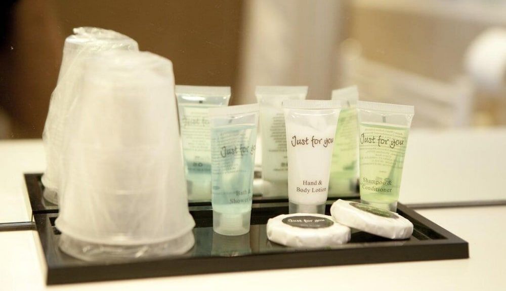 Wheatlands Lodge Hotel Double Room 4