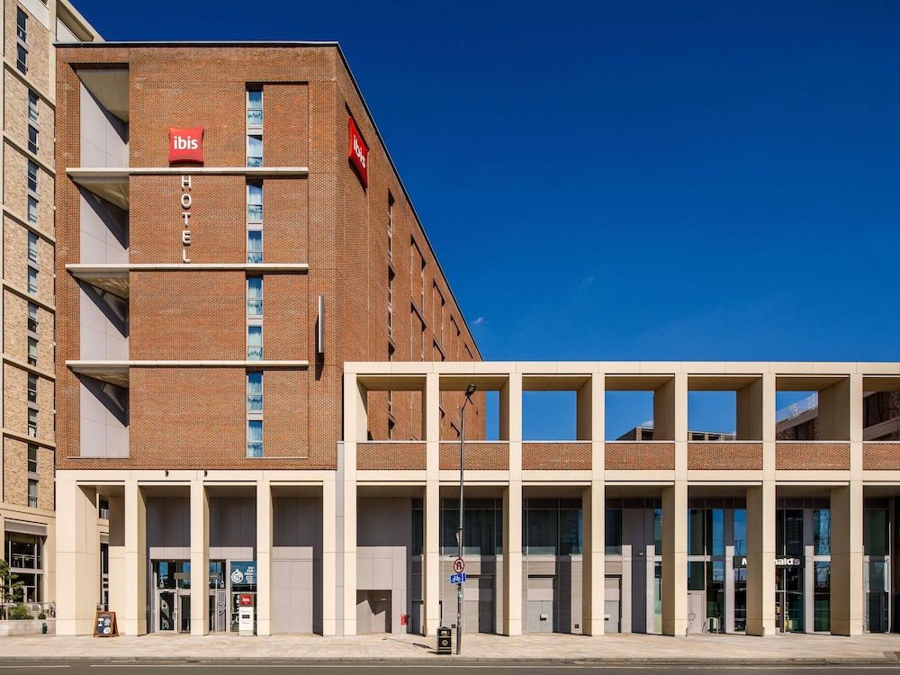 undefined ibis London Canning Town 5