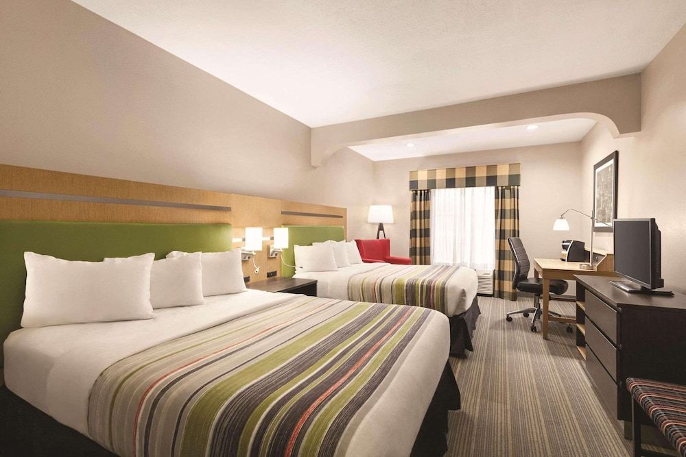 Room, 2 Queen Beds, Non Smoking