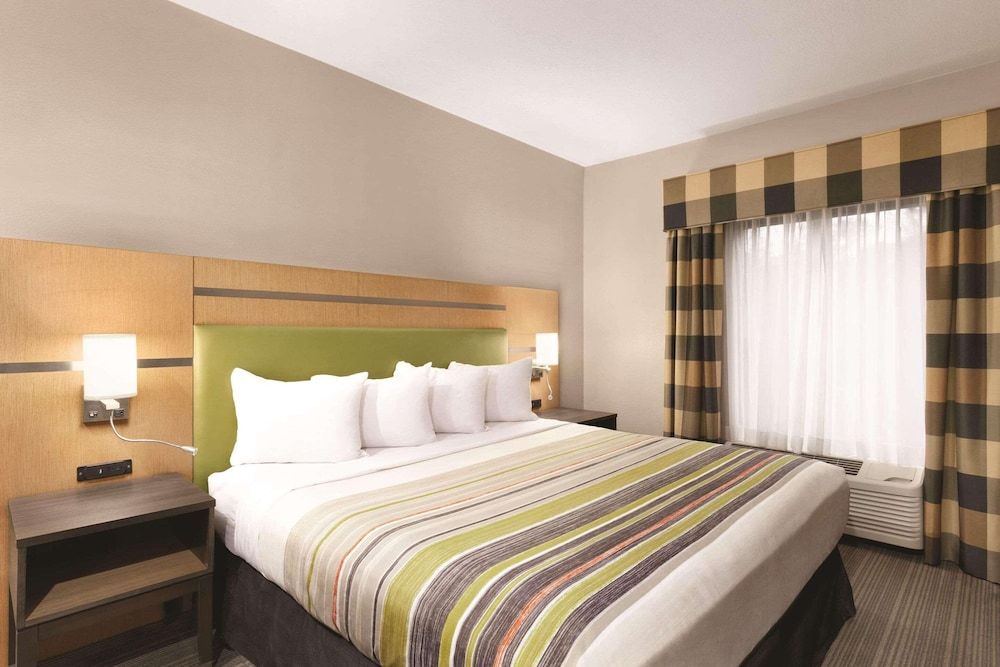 Studio Suite, 1 King Bed, Non Smoking