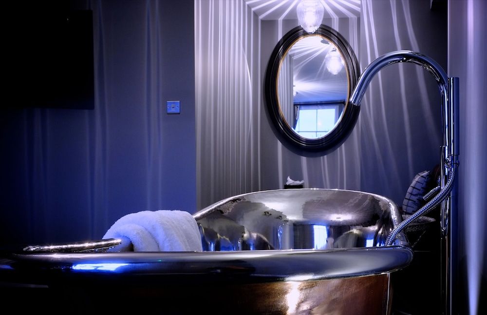 Poets House Superior Double Room, 1 King Bed 8