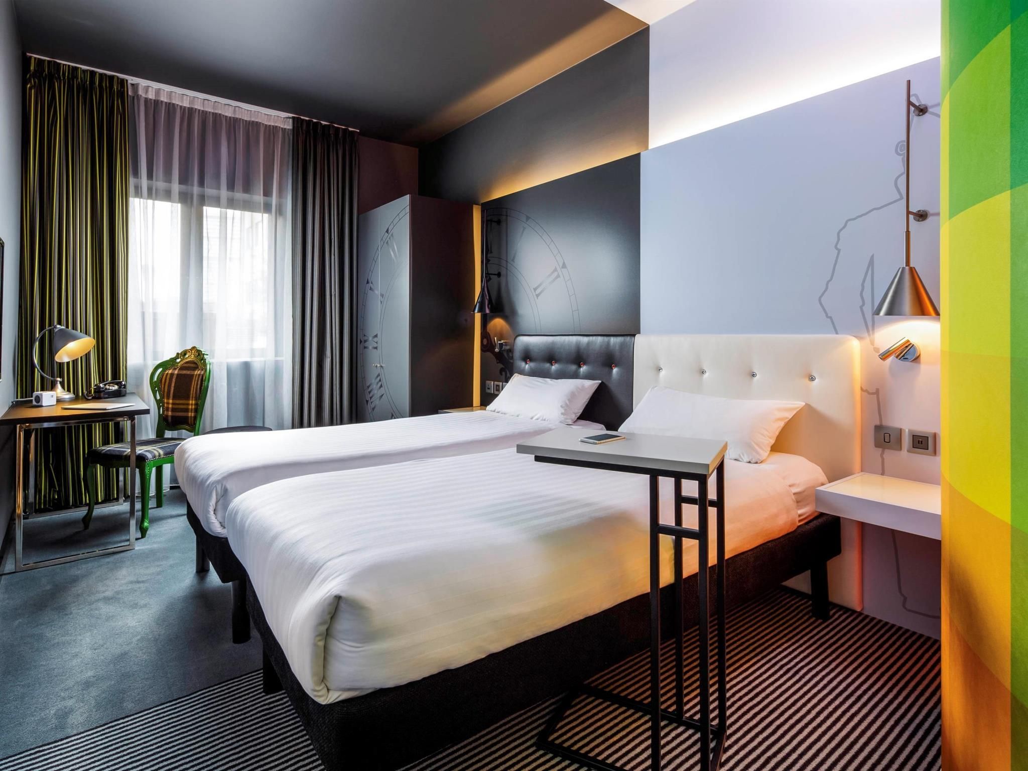Standard Room with 2 Single Beds