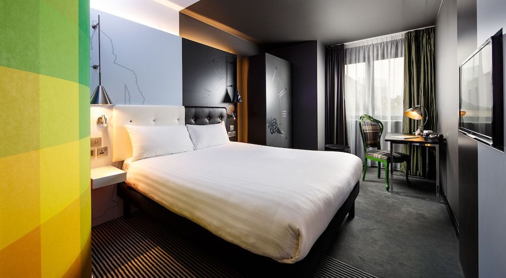 undefined ibis Styles London Southwark – near Borough Market 10