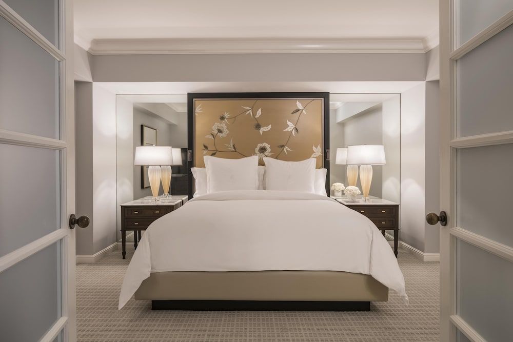 Suite, 1 King Bed (California Suite)