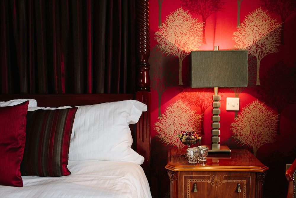 Ashbourne Hotel Exclusive Double Room 9