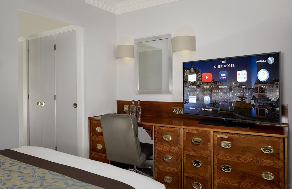 The Tower Hotel, by Thistle Standard Twin Room 5