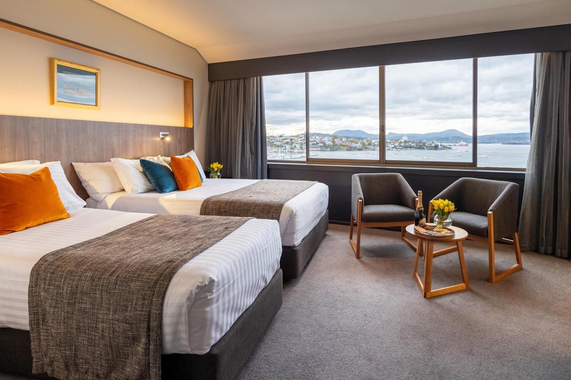 Deluxe Harbor View Twin Room