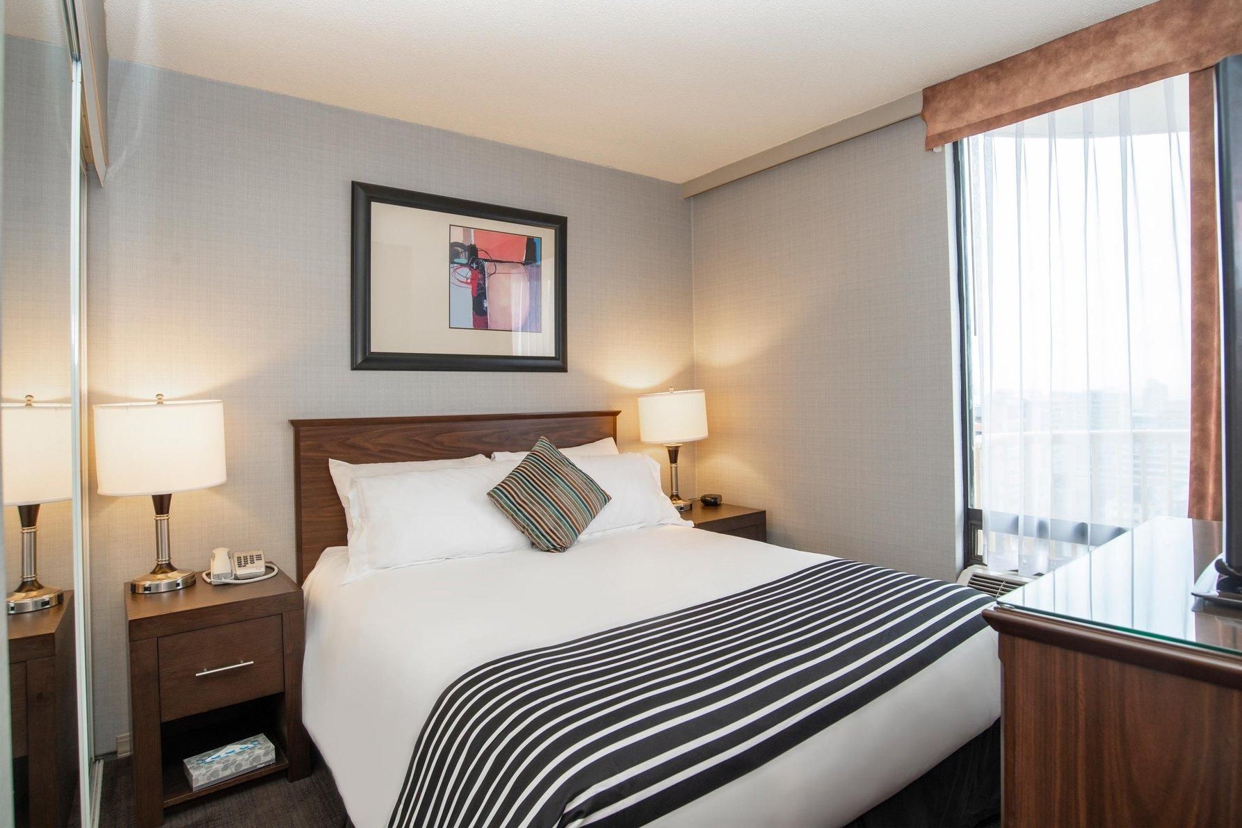 Ocean View Suite, 1 Queen Bed, Sofa Bed, Kitchen, W/D, Balcony