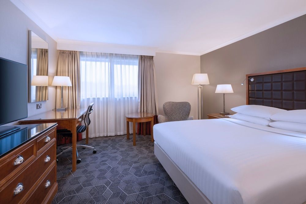 Deluxe Room, 1 Queen Bed, Non Smoking
