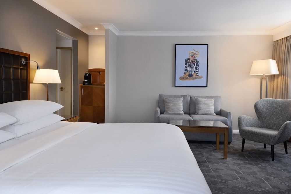 Superior Room, 1 King Bed with Sofa bed