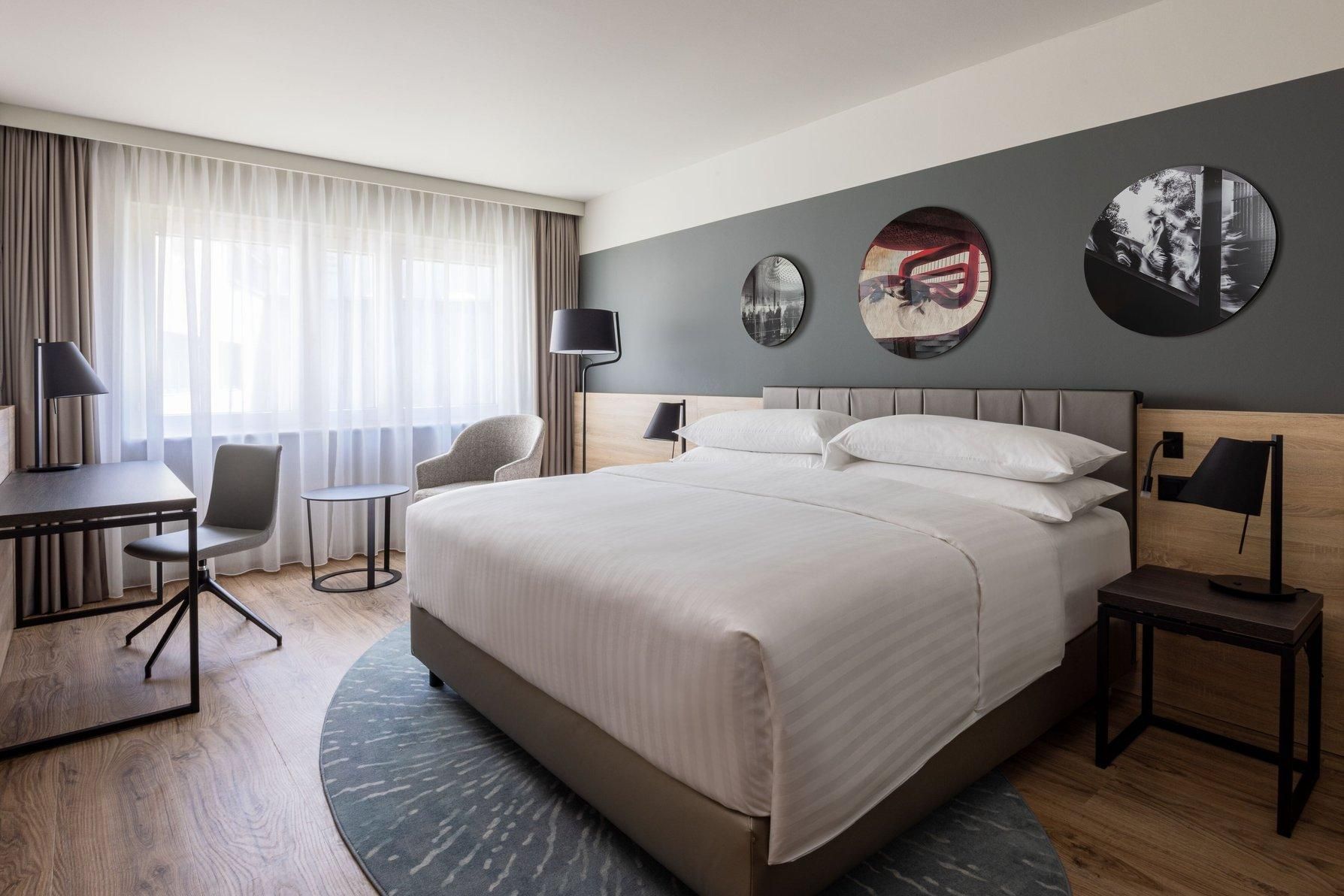 Superior King, Guest room, 1 King