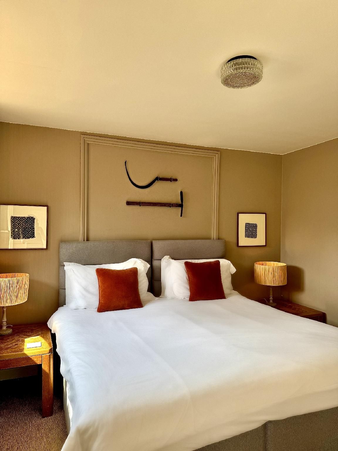 King-Superior-Ensuite-Coach House