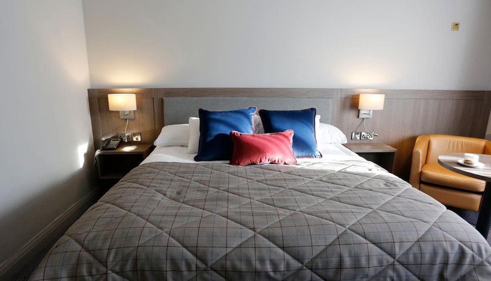 Standard Double or Twin Room, 1 King Bed