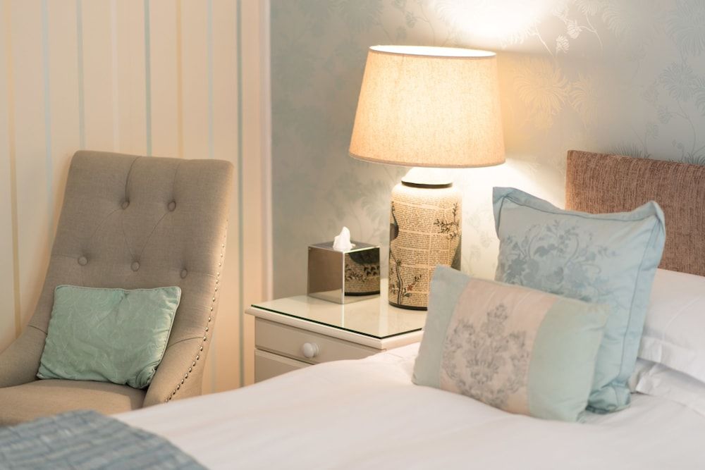 Grovefield Manor Standard Double or Twin Room, Ensuite 3