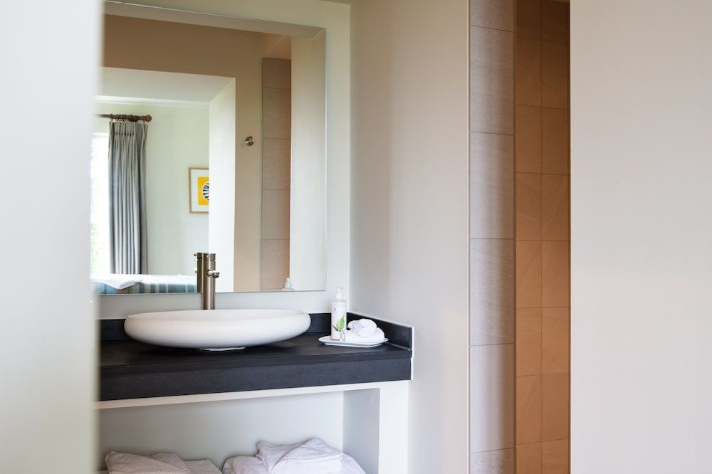 The Plume of Feathers Standard Double Room, 1 King Bed 7