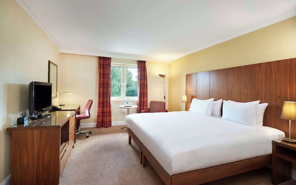 DoubleTree by Hilton Bristol North