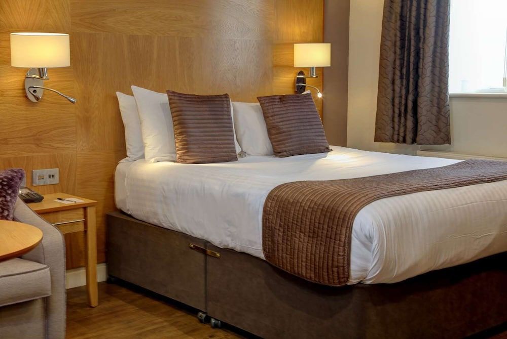 Premium Room, 1 Queen Bed with Sofa bed