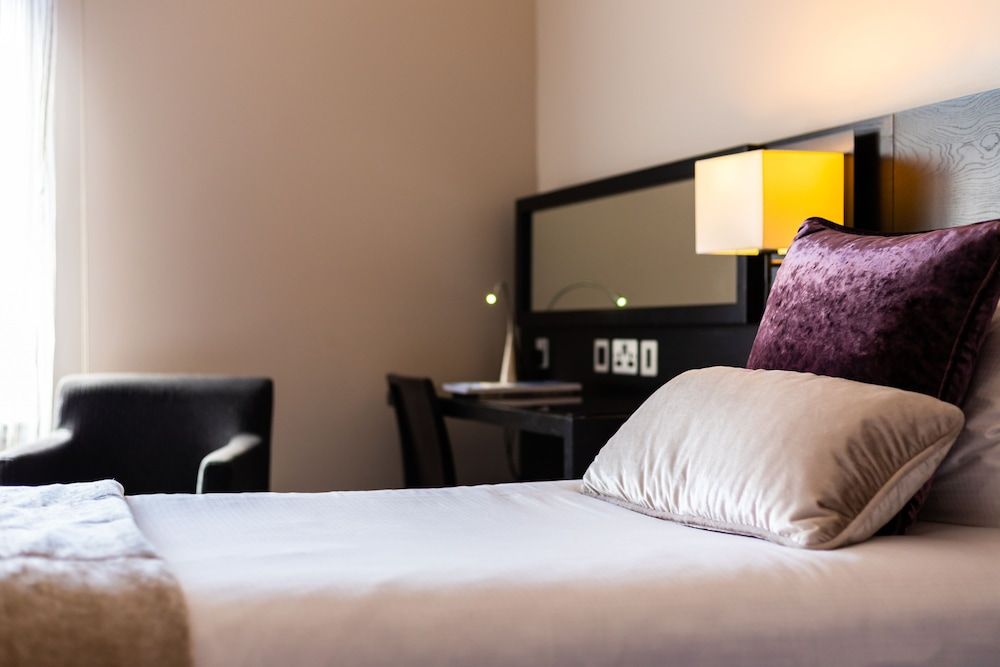 Harbour Hotel Guildford Twin Room 3