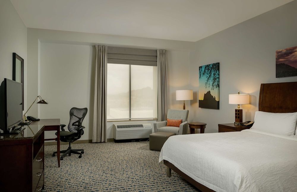 undefined Hilton Garden Inn Phoenix Airport North 2