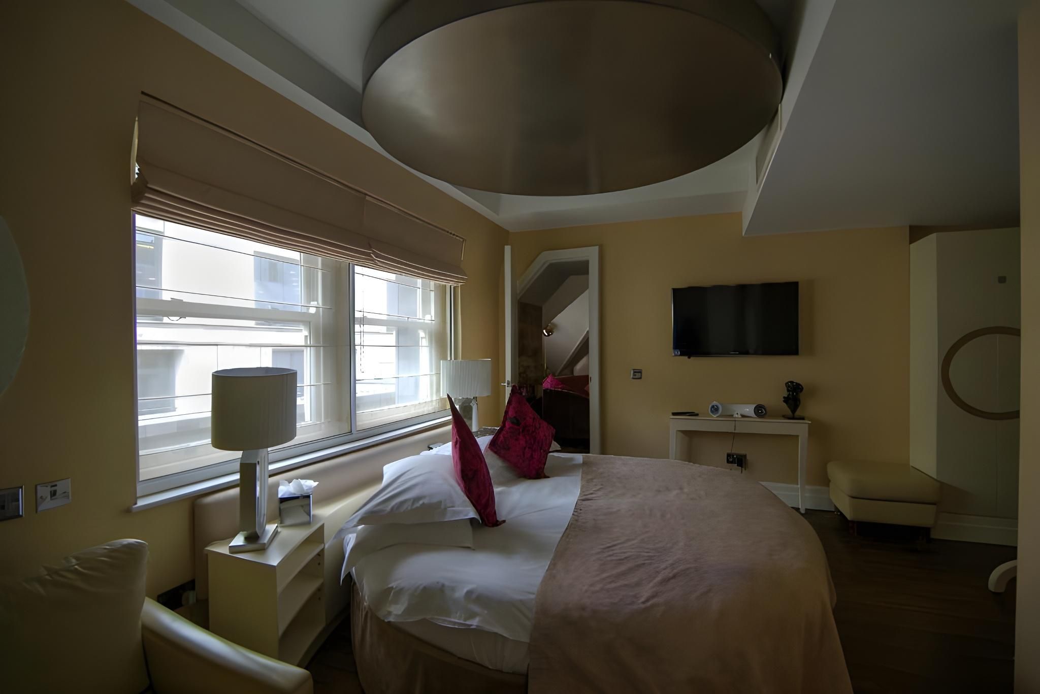 undefined Karma Sanctum Soho 5