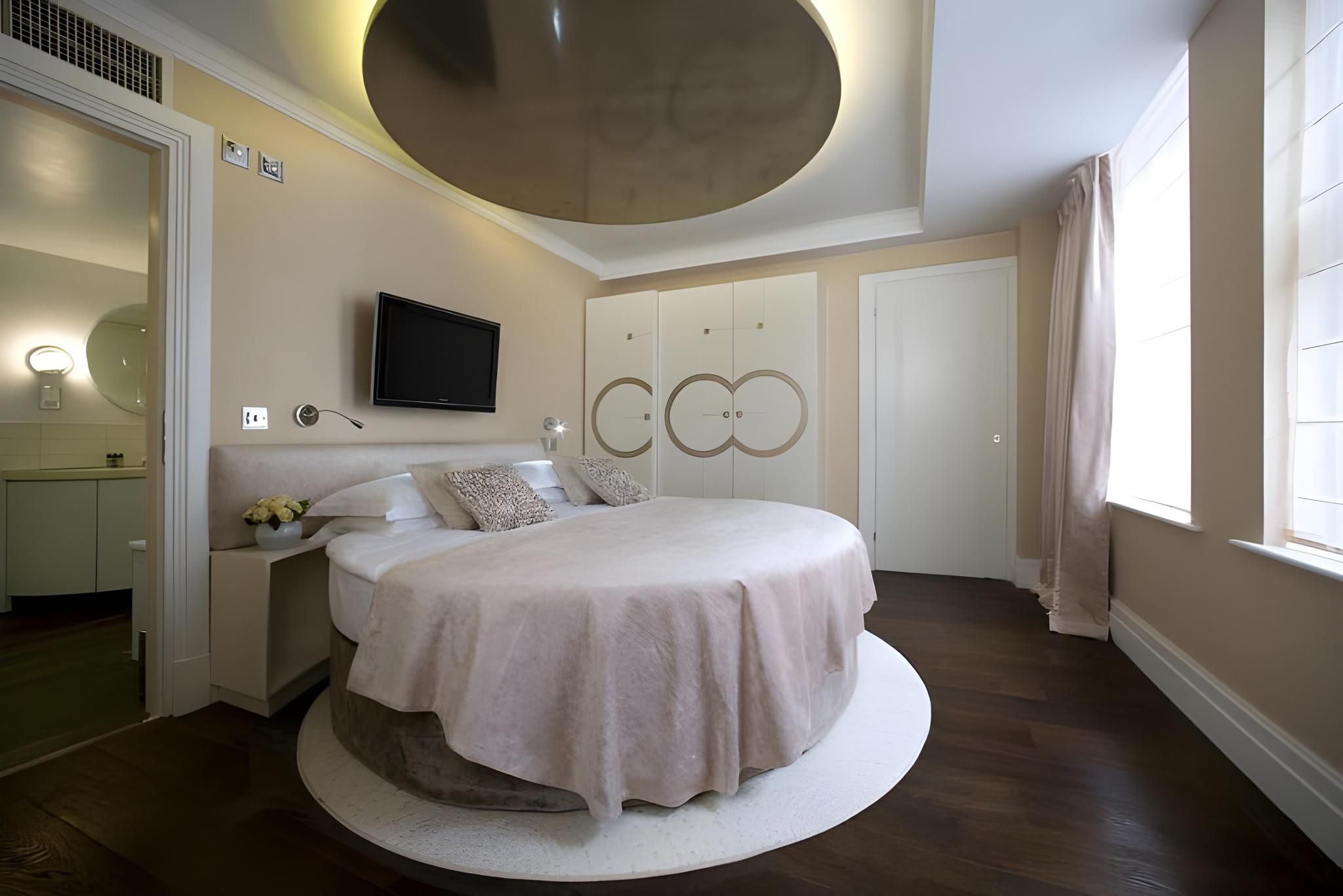 undefined Karma Sanctum Soho 4