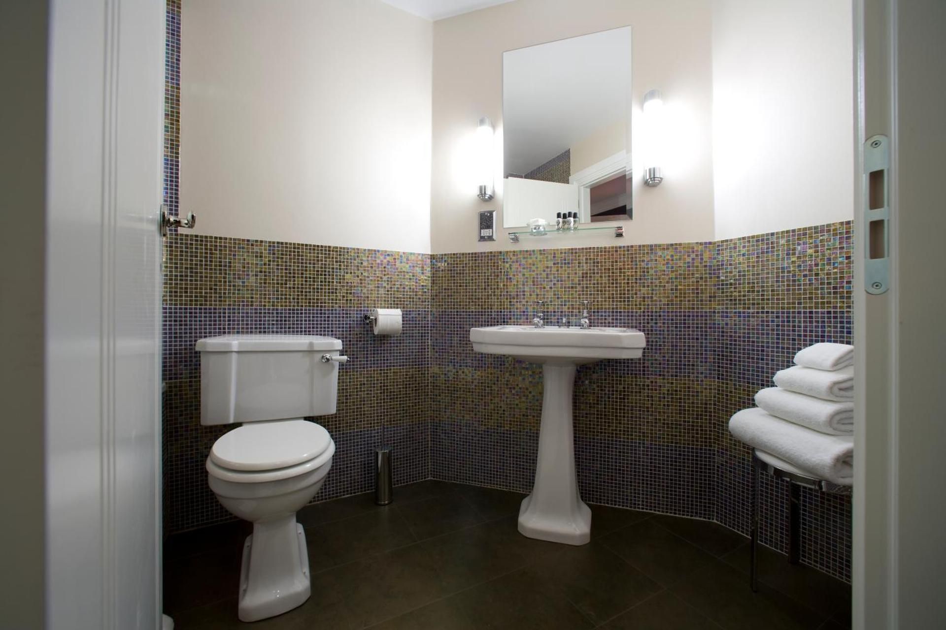 Karma Sanctum Soho Superior Double Room 6