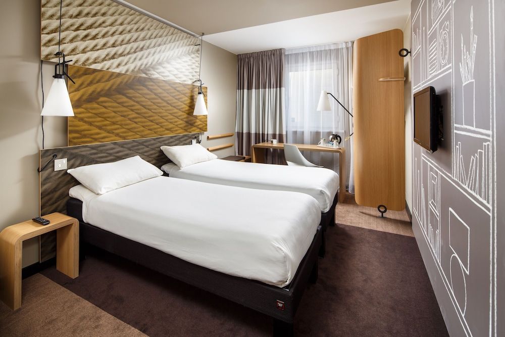 undefined Ibis Glasgow City Centre – Sauchiehall St 2