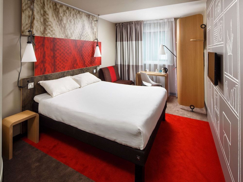 undefined Ibis Glasgow City Centre – Sauchiehall St 8