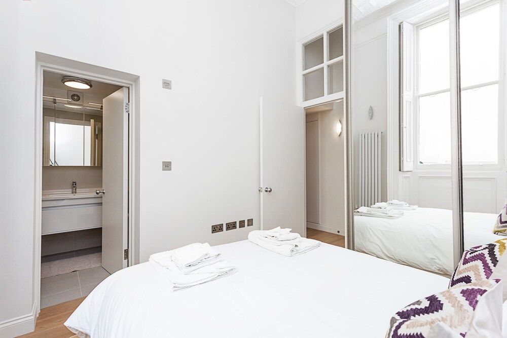 Kensington Executives Superior Apartment, 2 Bedrooms 2