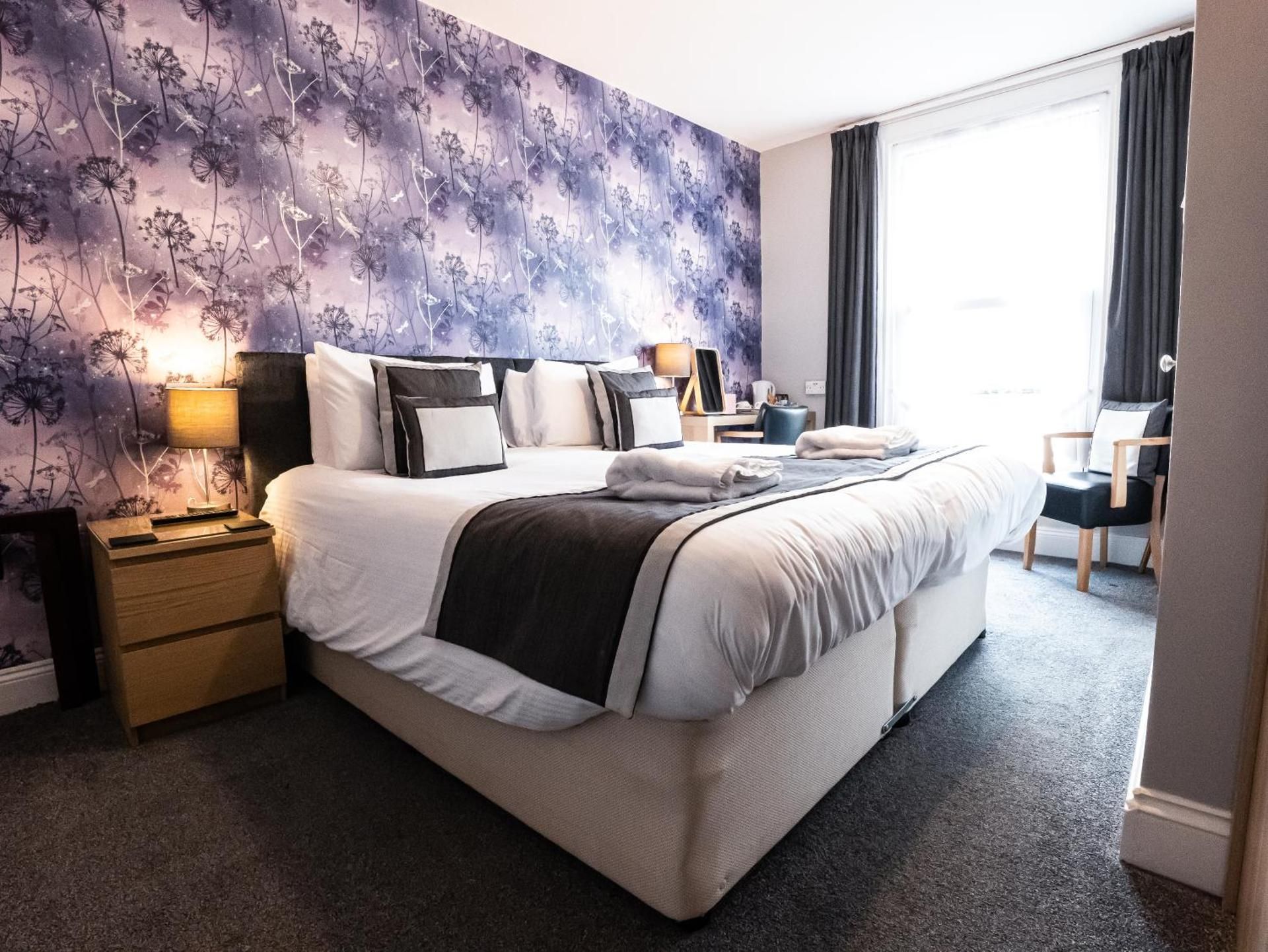 Deluxe Double or Twin Room