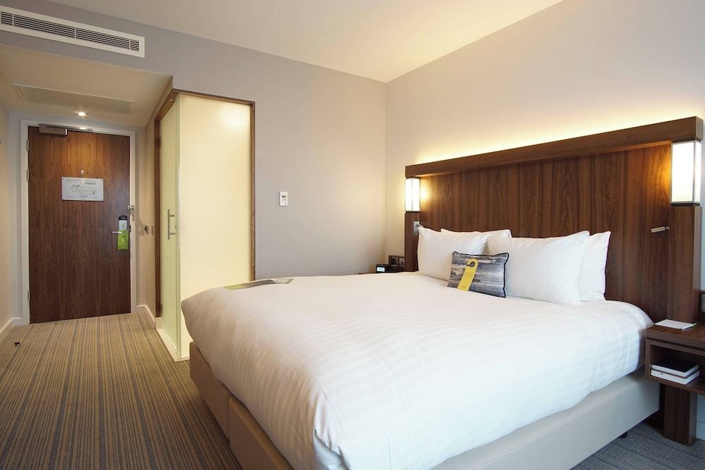 Deluxe Room, 1 King Bed