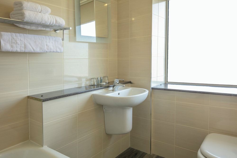 Bournemouth West Cliff Hotel & Spa Family Room 7