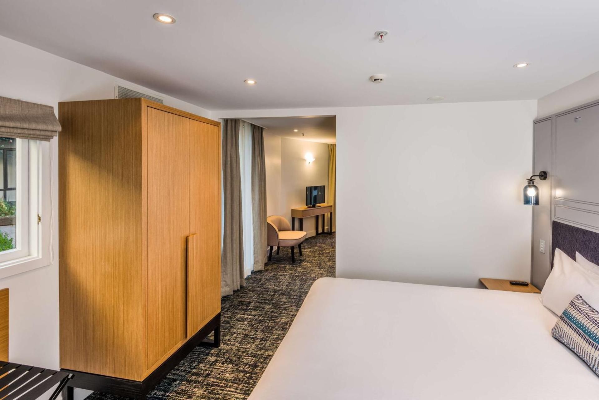 King One Bedroom Suite