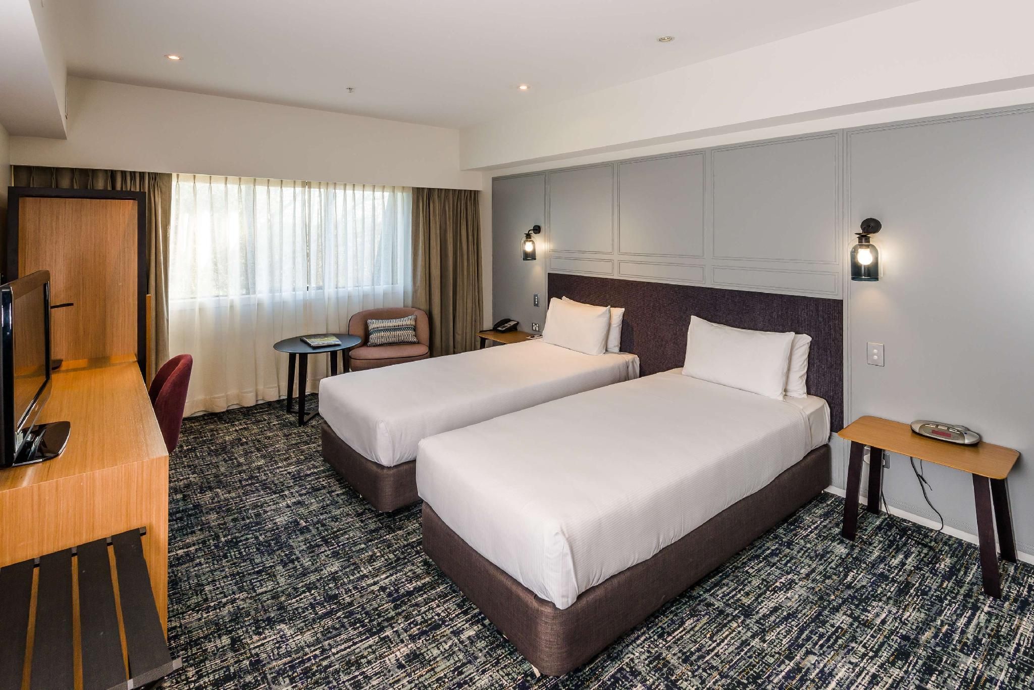 Twin Deluxe Room
