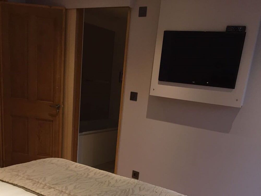 8 Owls B&B Double Room, Ensuite (The Snowy Owl) 4