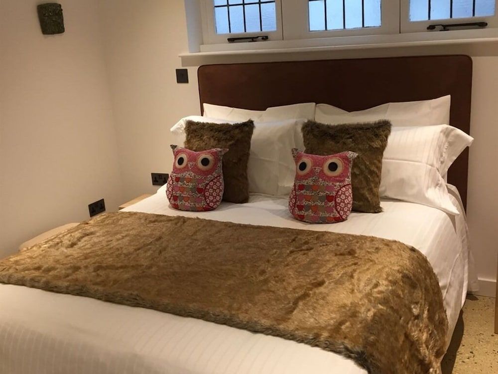 8 Owls B&B Cottage, Private Bathroom (The Cottage) 2