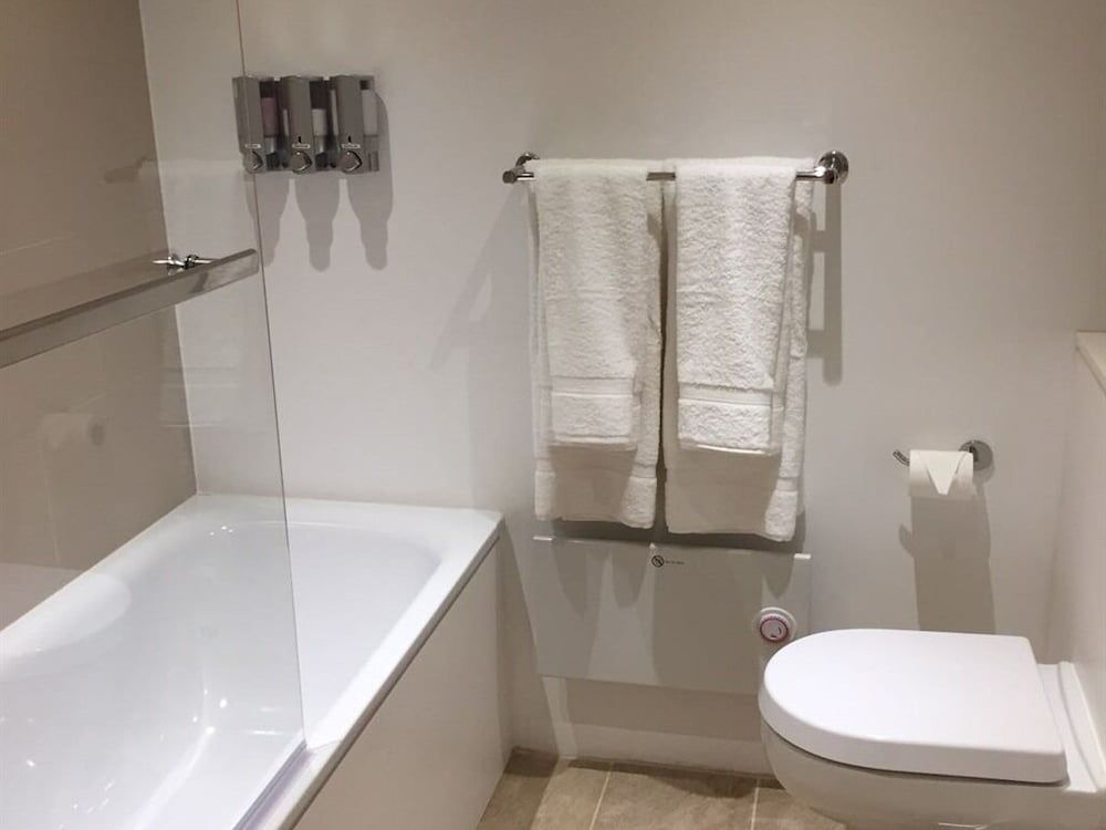 8 Owls B&B Double Room, Ensuite (The Snowy Owl) 3