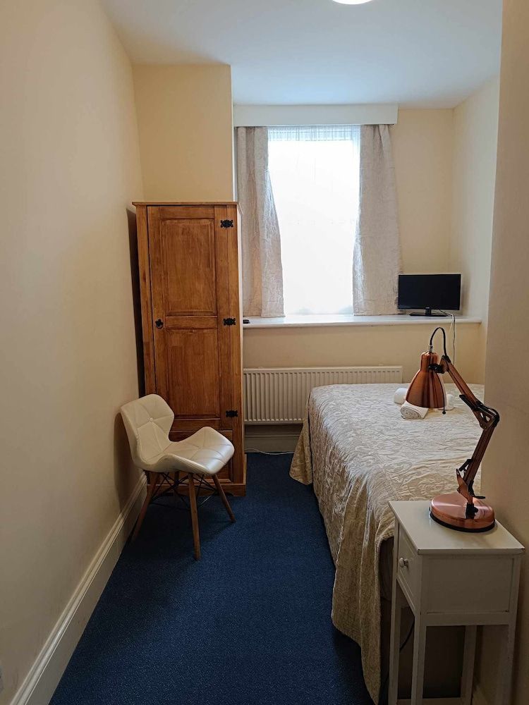 St Simeon Standard Double Room, Ensuite 17