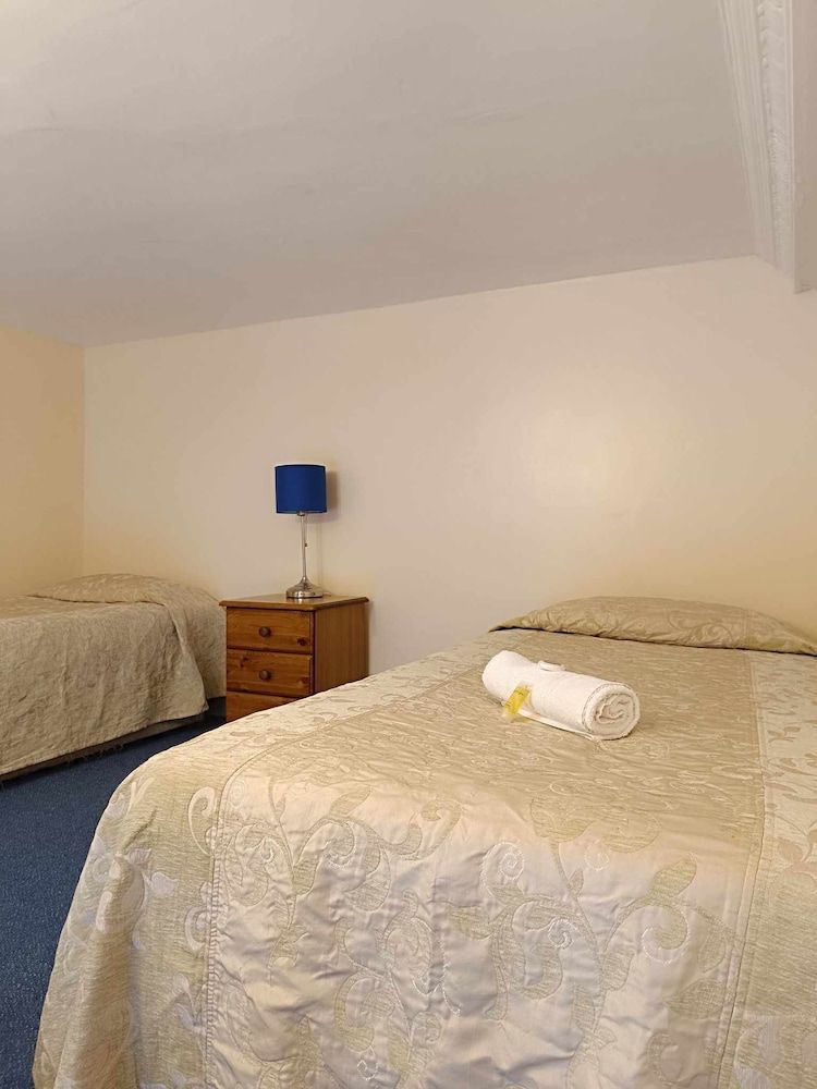 undefined St Simeon 10