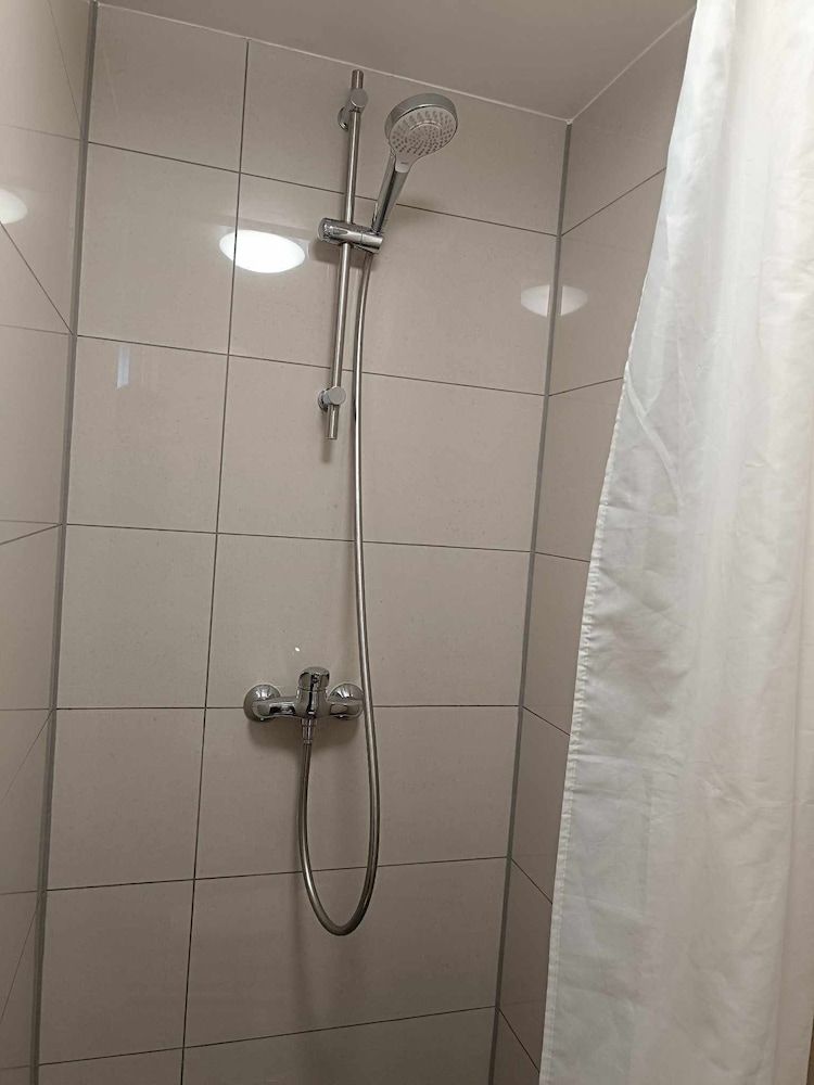 St Simeon Standard Double Room, Ensuite 11