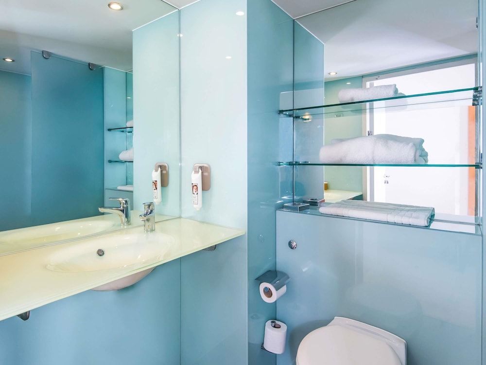 Ibis Styles Haydock Room, 2 Twin Beds (The Duet) 11